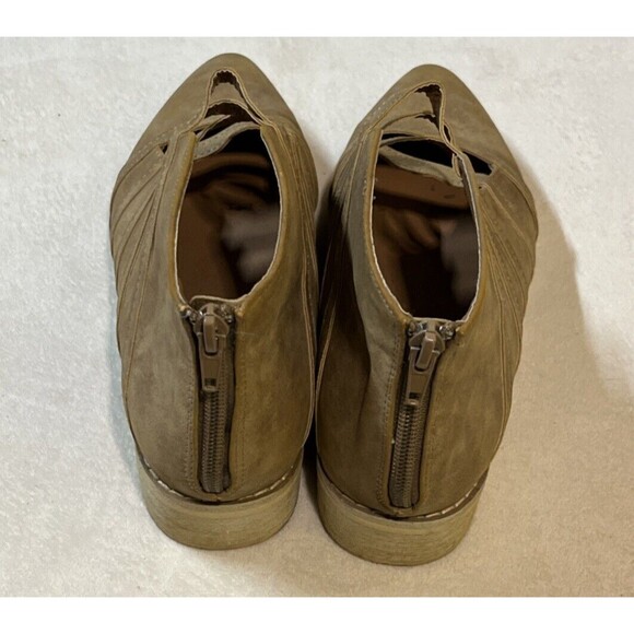 Mi.iM Suede Ankle Boots Size 8 1/2 Tan Brown Zipper Heel Pointed Toe 1" Heel - Picture 3 of 9